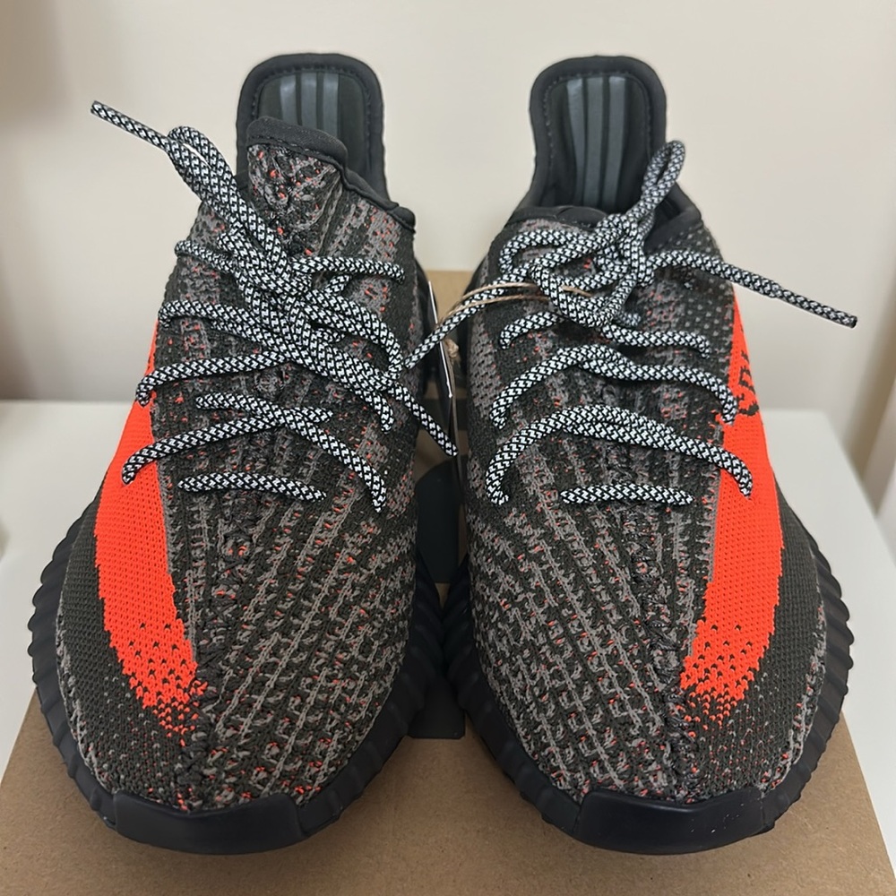 YEEZY BOOST 350 V2